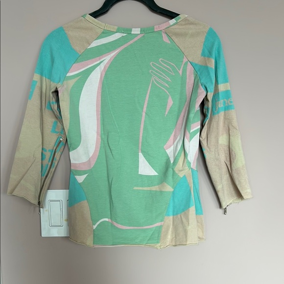 Custo Barcelona Cotton Graphic Top size small - Picture 3 of 5